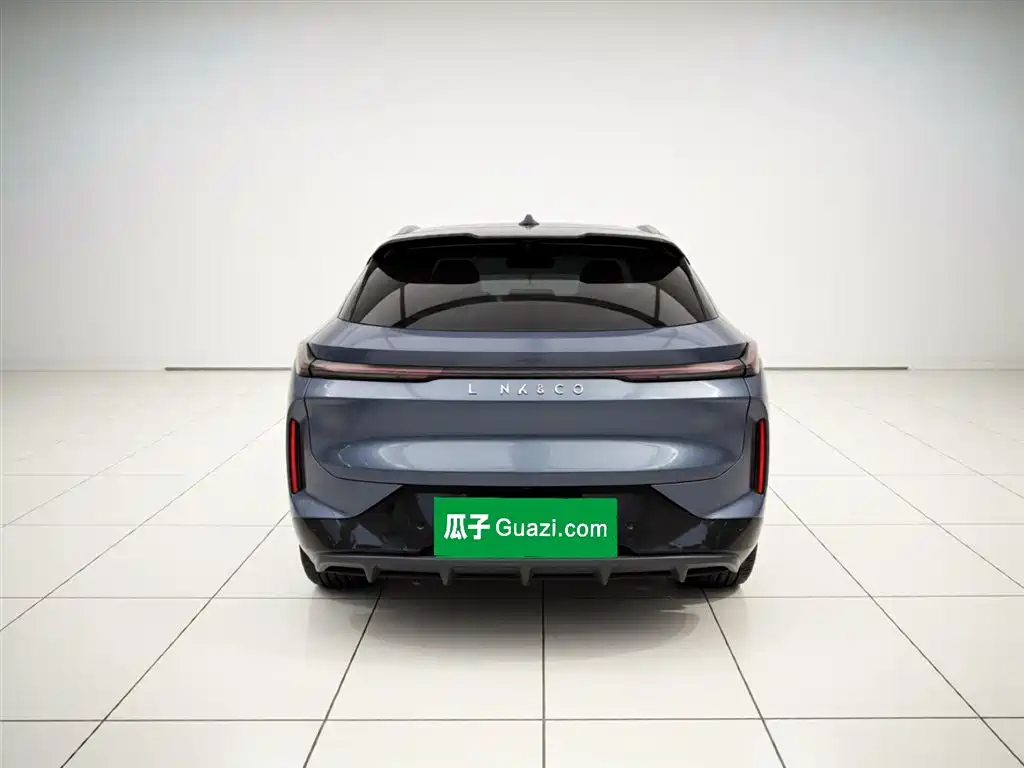 Lynk & Co 08 EM-P 2023 220km Halo