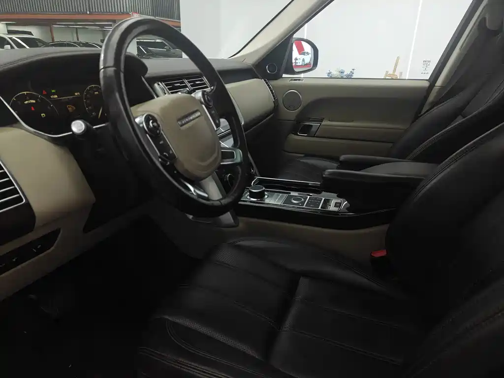 Land Rover Range Rover — миниатюра 14