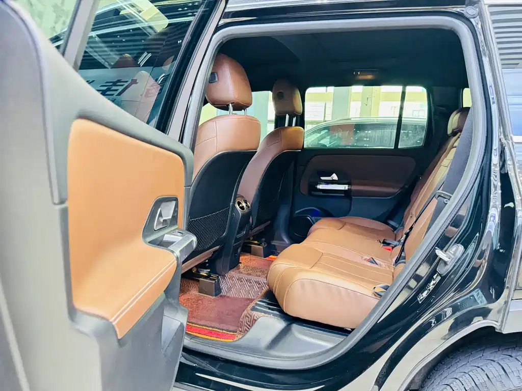 Mercedes-Benz GLB — миниатюра 7