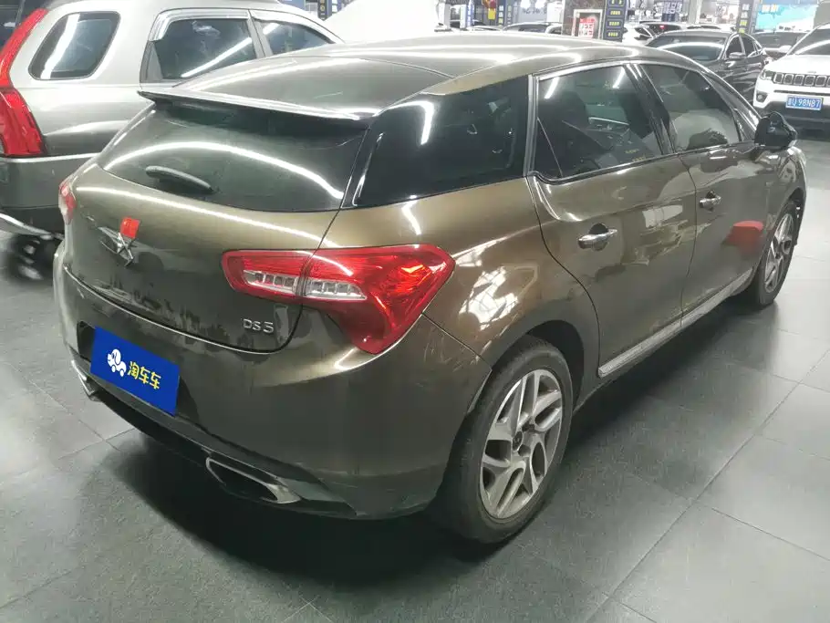 DS DS 5 — миниатюра 3