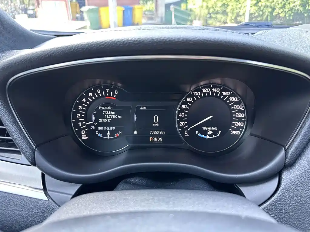 Lincoln MKC — миниатюра 15