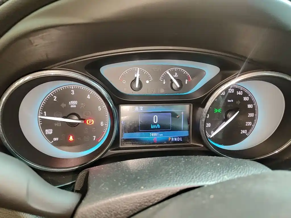 Buick Envision Plus — миниатюра 12