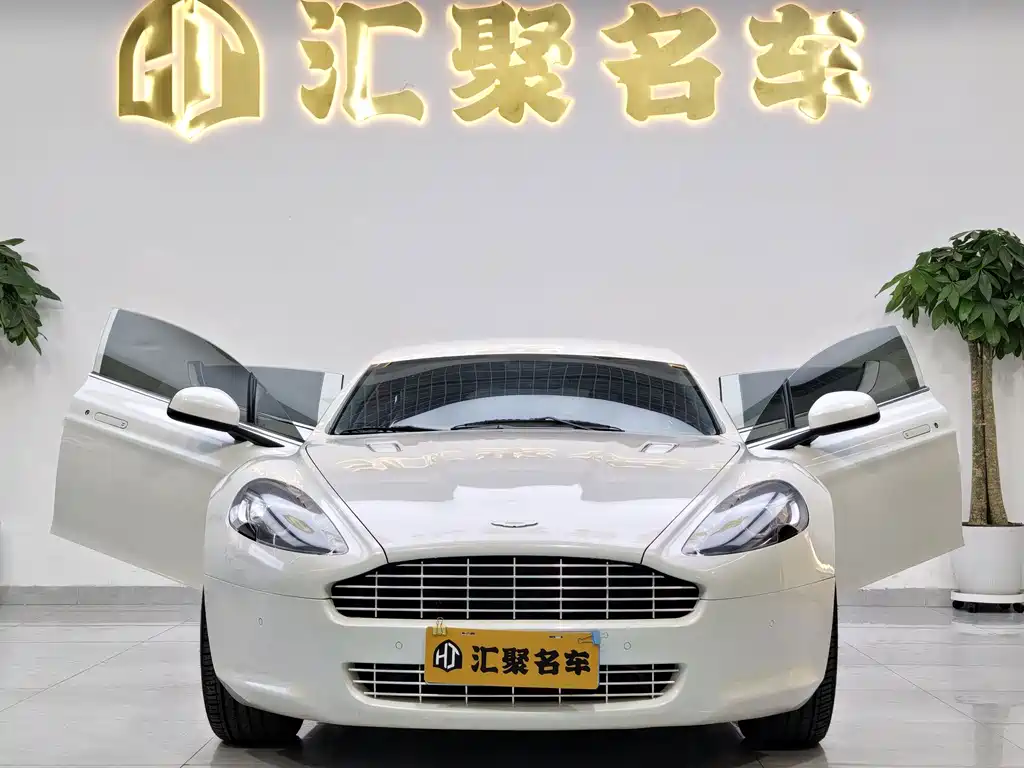 Aston Martin Rapide — миниатюра 3