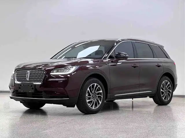 LINCOLN ADVENTURER 2022