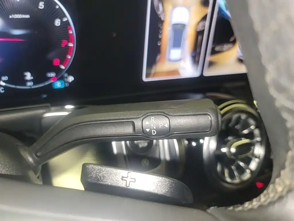 Mercedes-Benz GLB — миниатюра 14