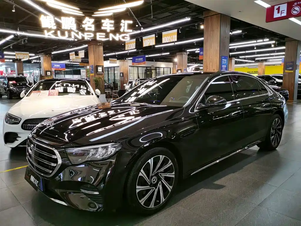 Mercedes-Benz E-Class 2025