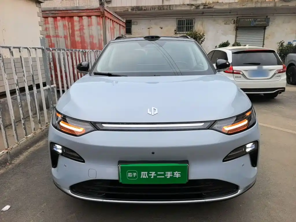 Leapmotor Leapmotor C11 — миниатюра 3