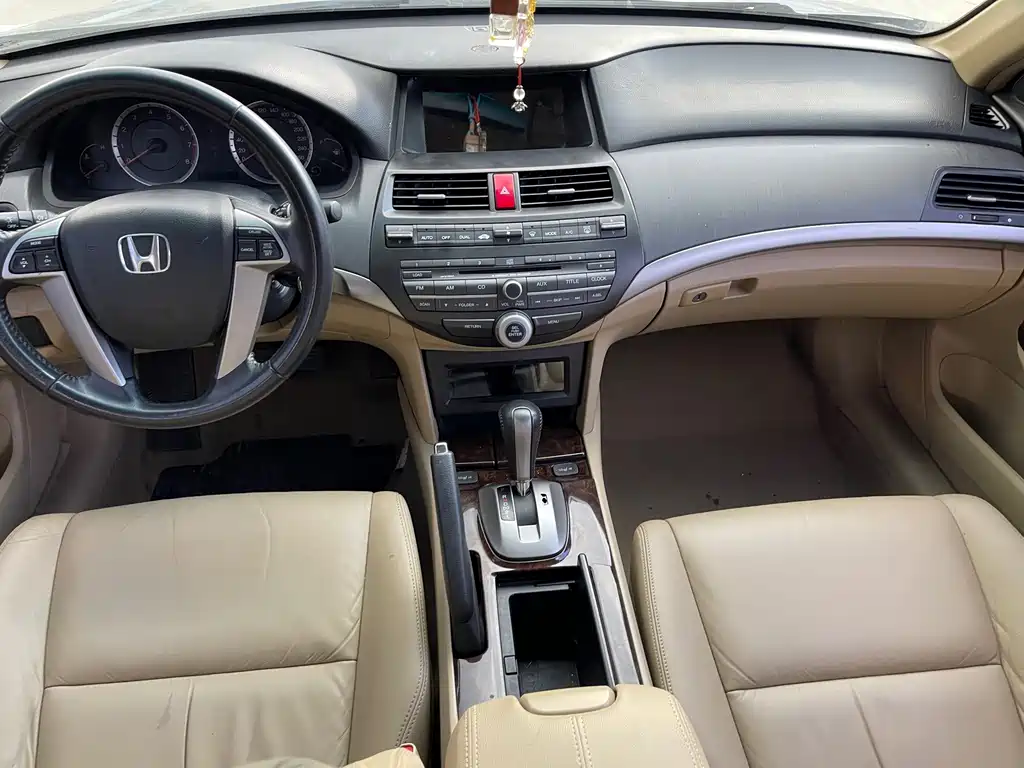 Honda Accord — миниатюра 11