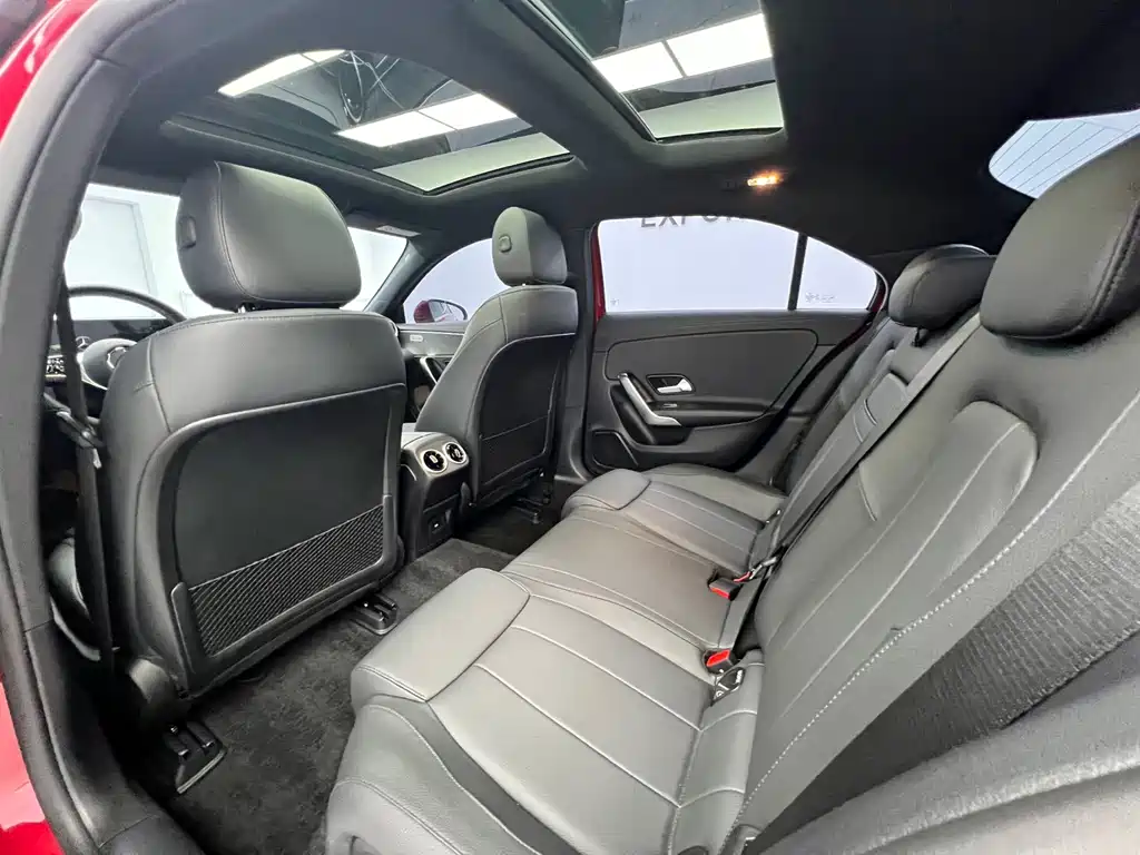 Mercedes-Benz A-Class — миниатюра 15
