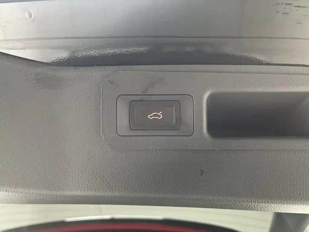 TOYOTA LING FANG HARRIER