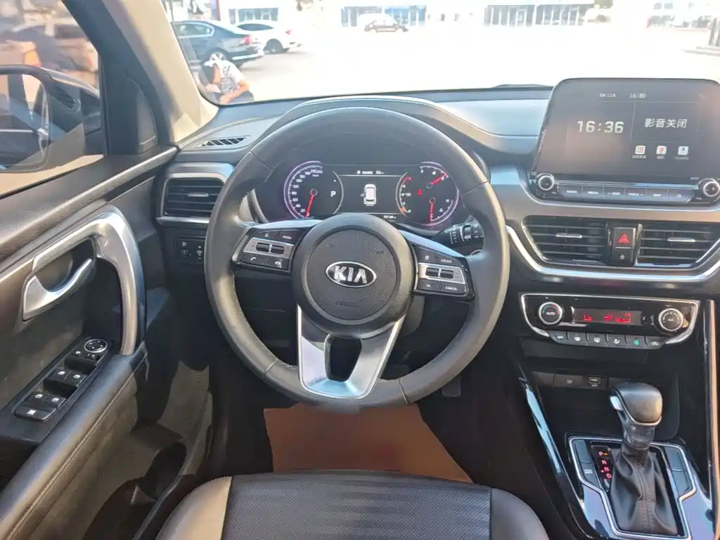 Kia Sportage — миниатюра 11