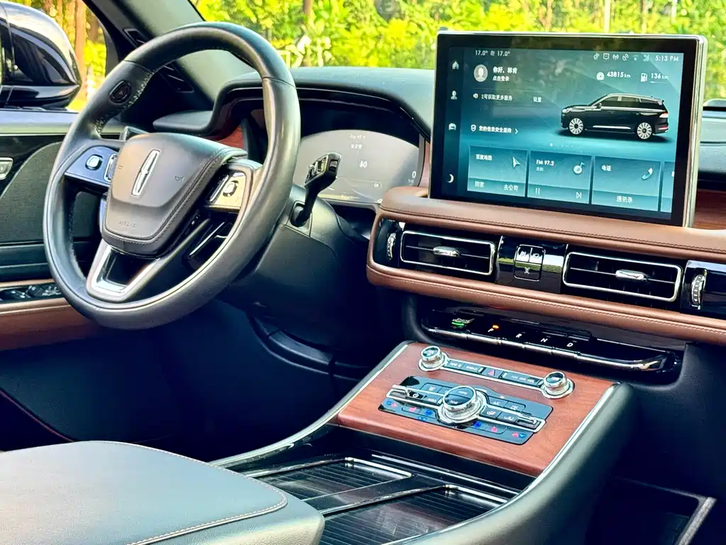 Lincoln Aviator — миниатюра 11