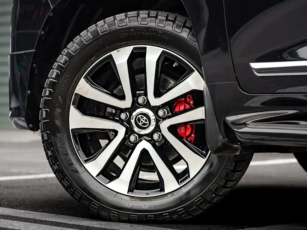 Toyota Land Cruiser 2019 4.0L AT
