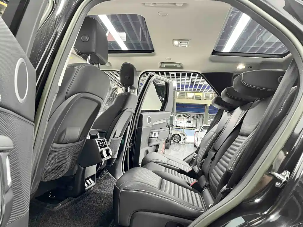 Land Rover Discovery — миниатюра 7