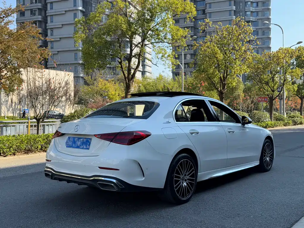 MERCEDES-BENZ C CLASS