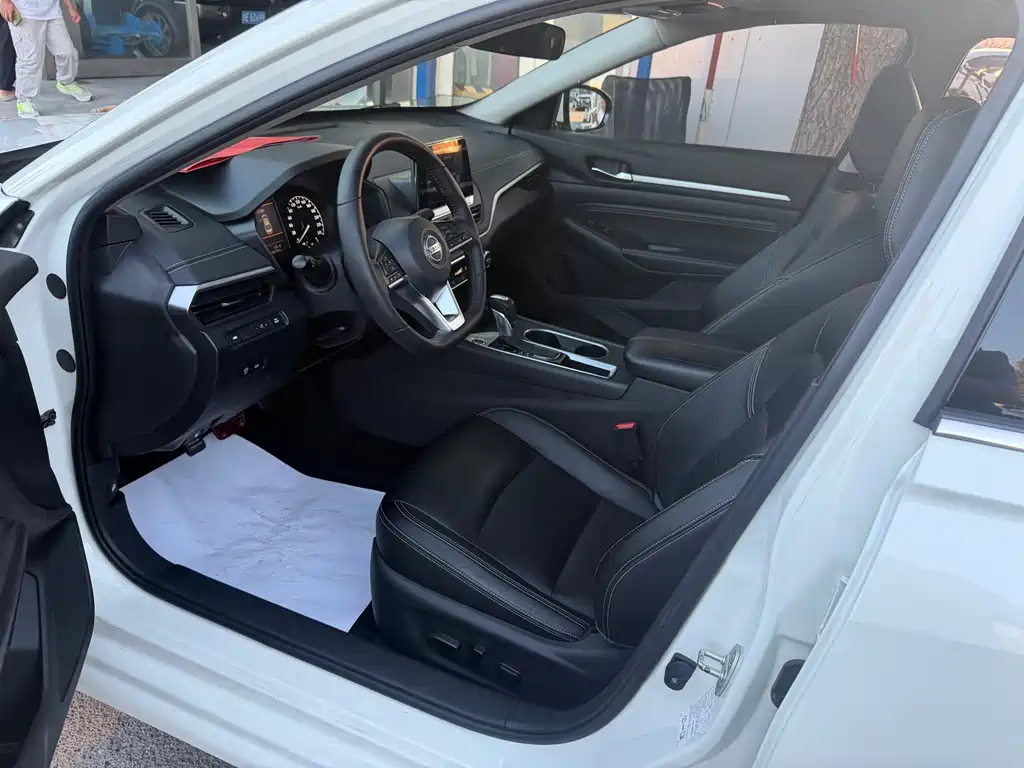 Nissan Teana — миниатюра 8