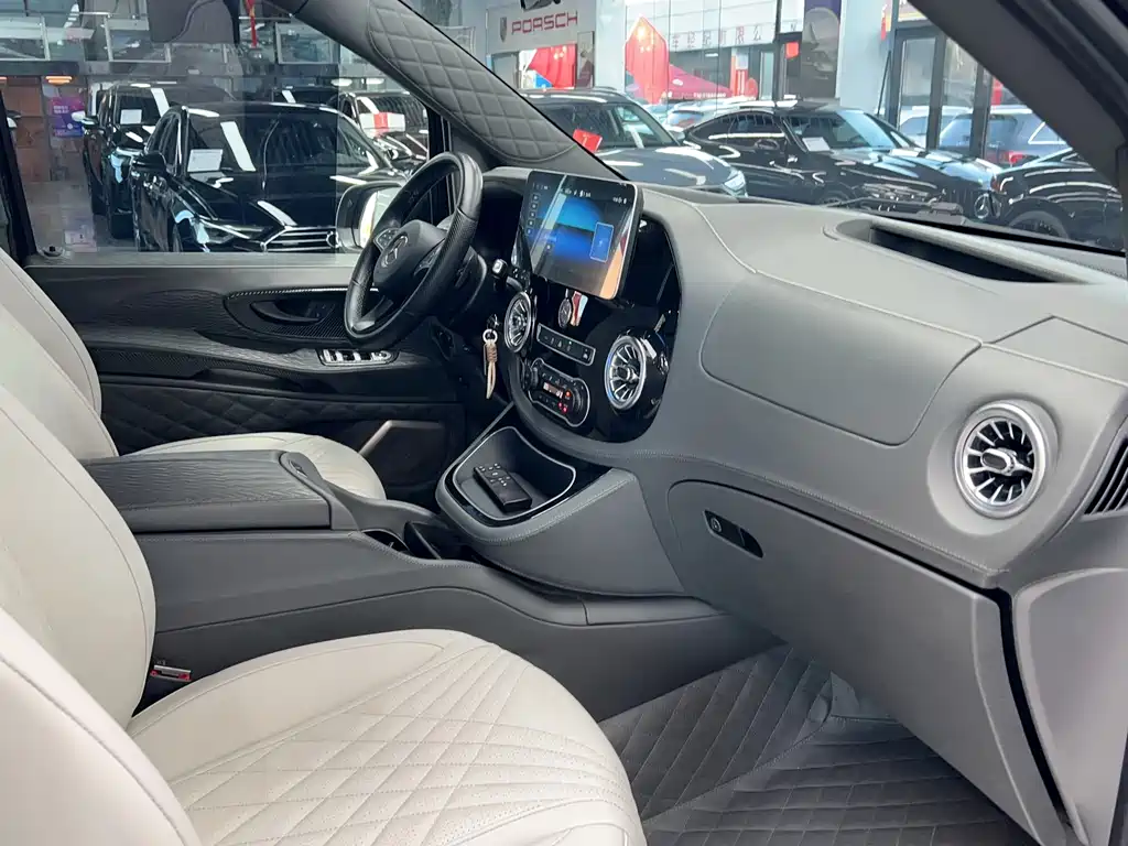 Mercedes-Benz Vito — миниатюра 21
