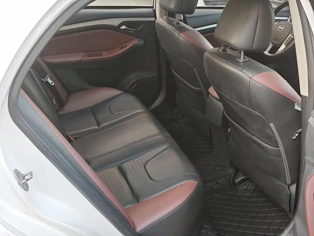 BYD G5 — миниатюра 8
