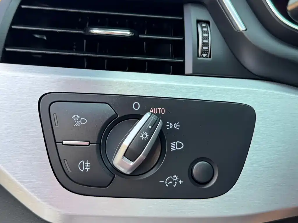 Audi A4L — миниатюра 20