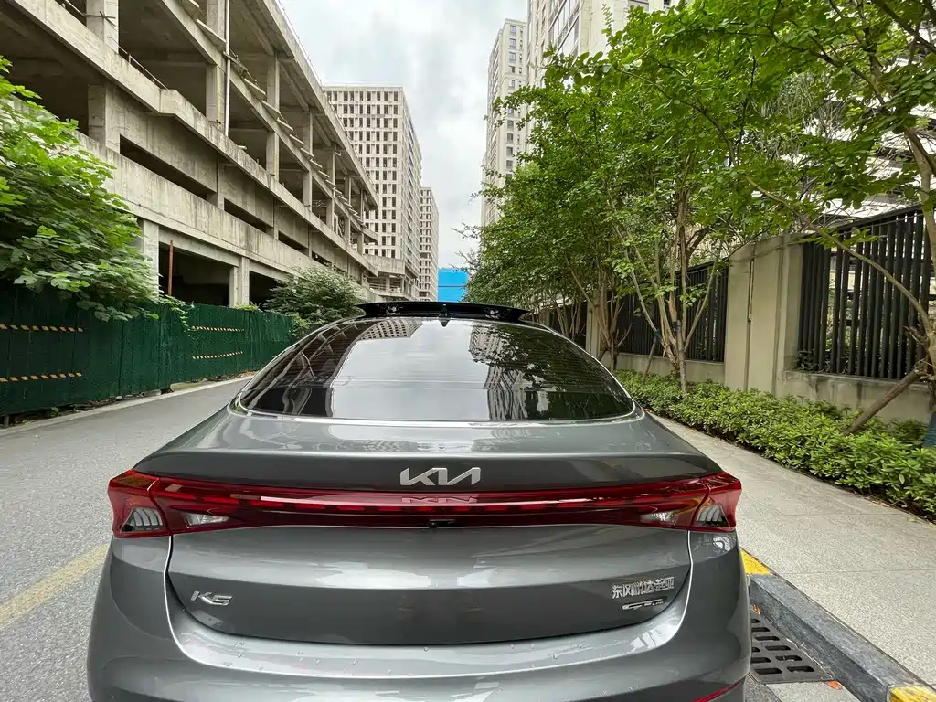 Kia K5 — миниатюра 9