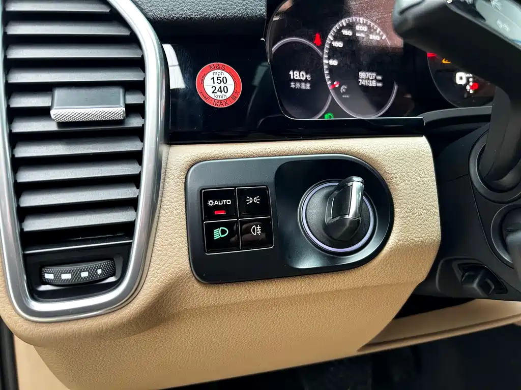 Porsche Cayenne 2018 Cayenne 3.0T