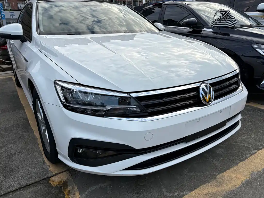 Volkswagen Lamando