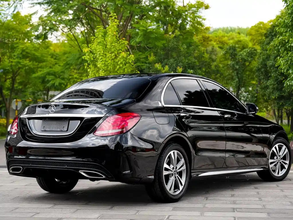 Mercedes-Benz C-Class — миниатюра 17