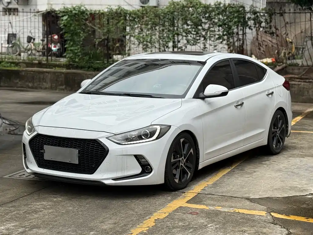 Hyundai Elantra 2017