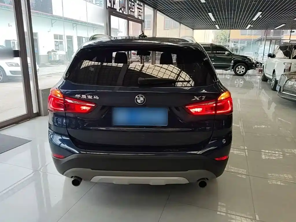 BMW X1 — миниатюра 6