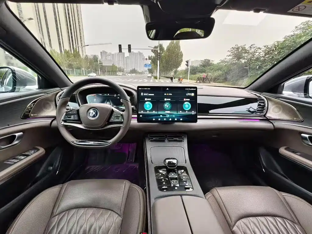 BYD Han — миниатюра 5
