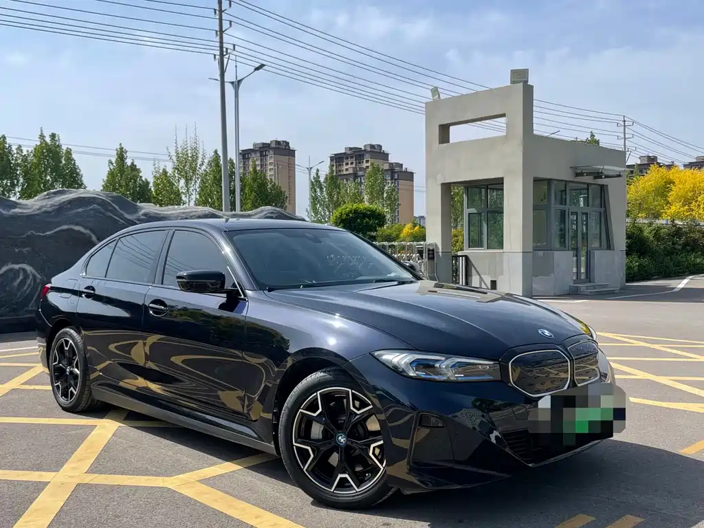 BMW i3 2024