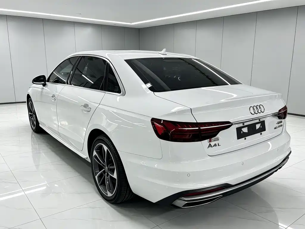Audi A4L 2022 40 TFSI Fashion