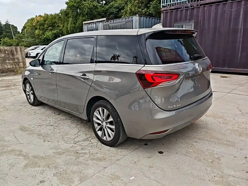 Buick GL6 — миниатюра 5