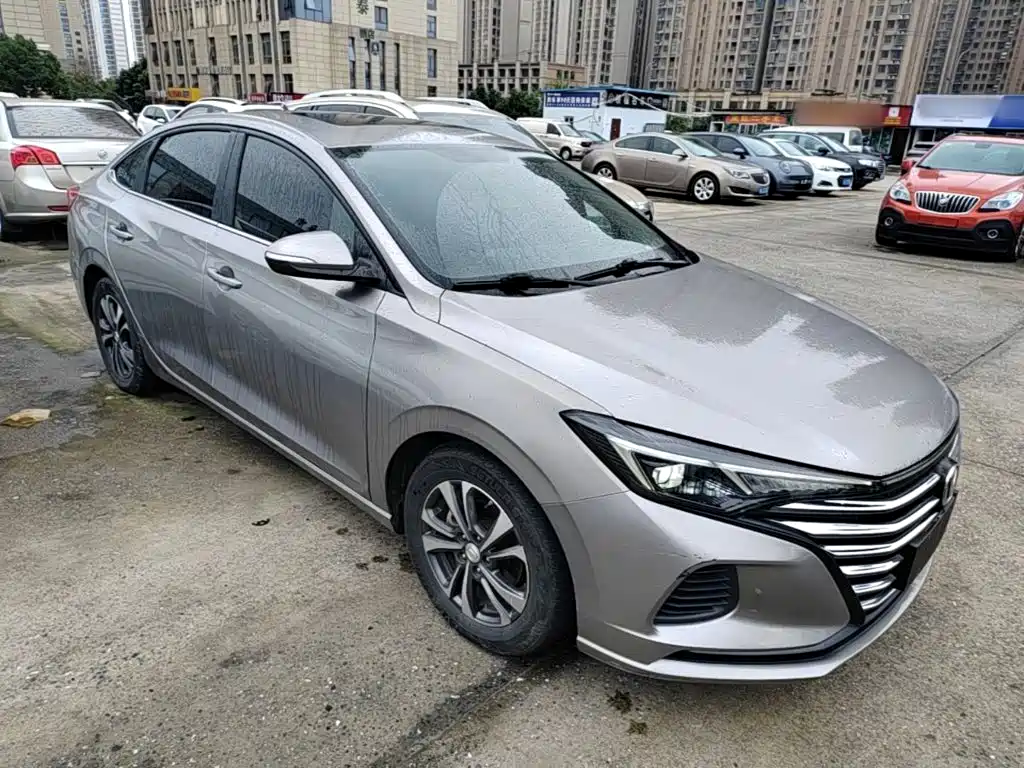 Changan Eado — миниатюра 4