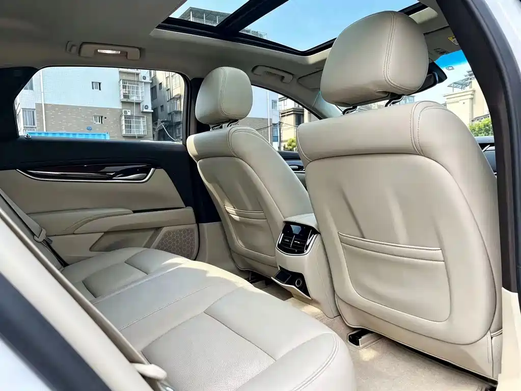 Cadillac XTS — миниатюра 15