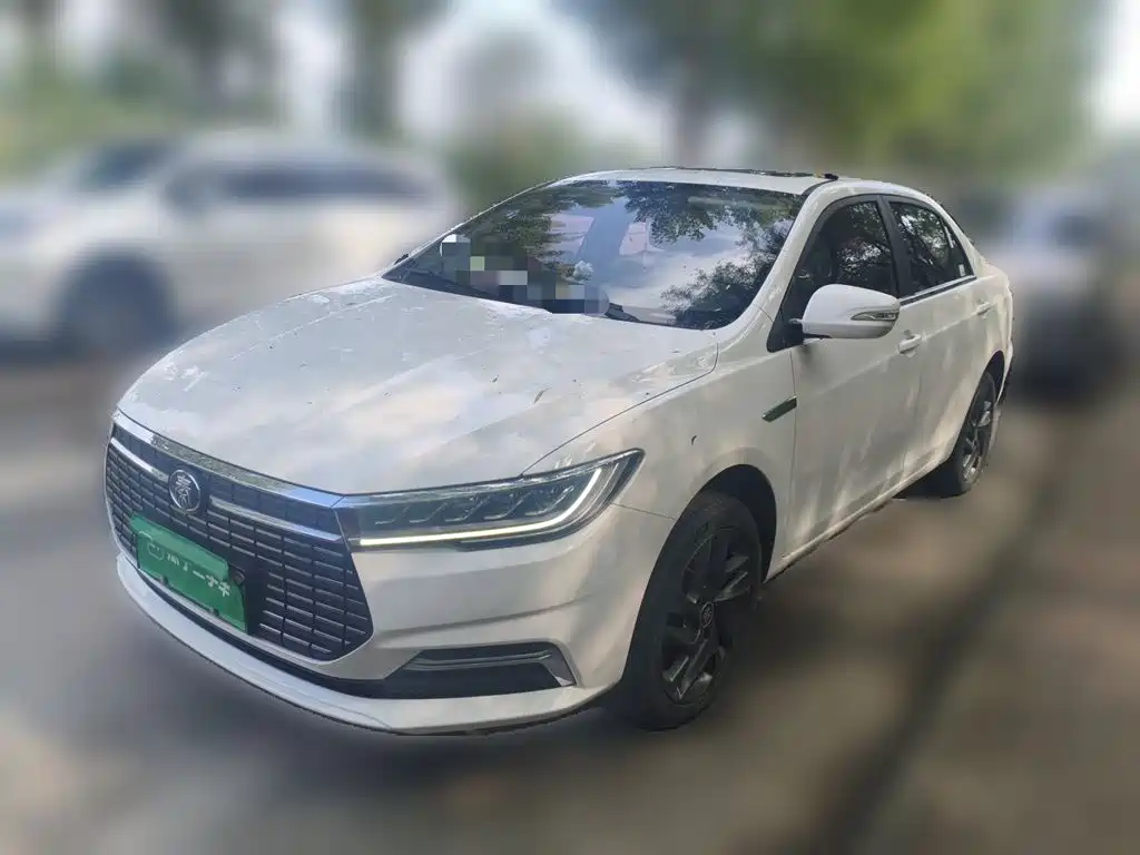 BYD Qin NEV — миниатюра 2