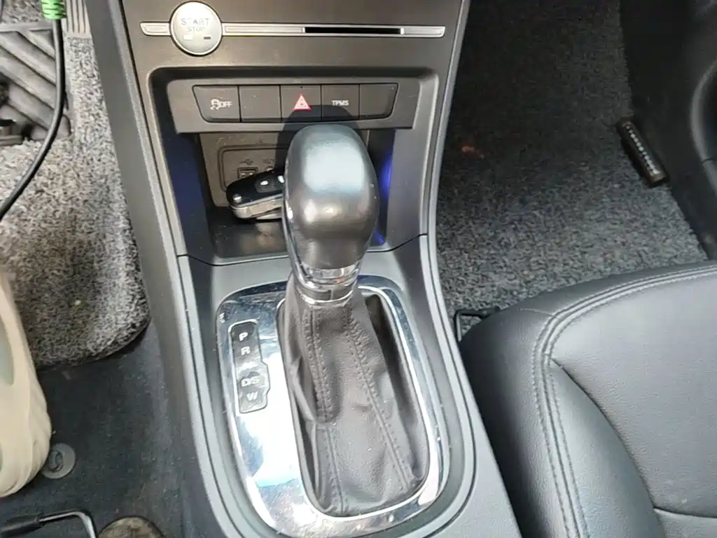 Roewe 360 — миниатюра 14
