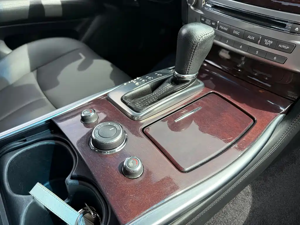 Infiniti Q70 — миниатюра 13