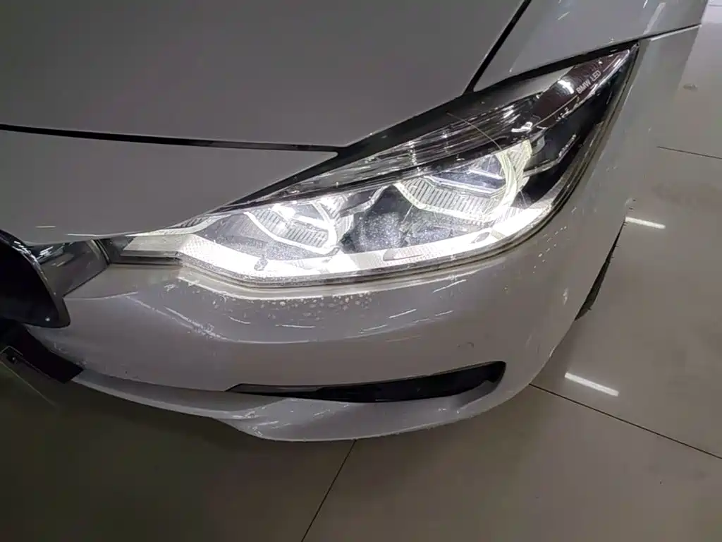 BMW 3 Series — миниатюра 24