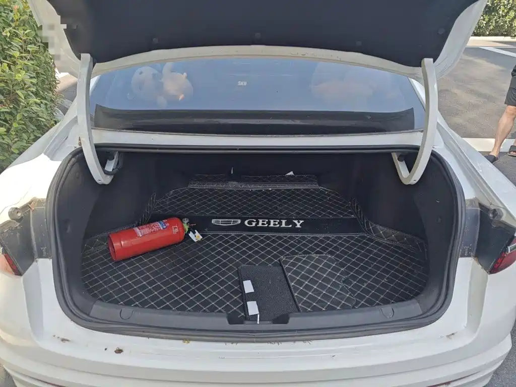 Geely Xingrui — миниатюра 15