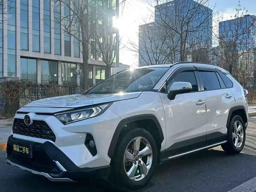 TOYOTA RAV4 RONGFANG
