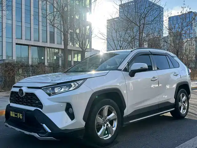 TOYOTA RAV4 RONGFANG 2020