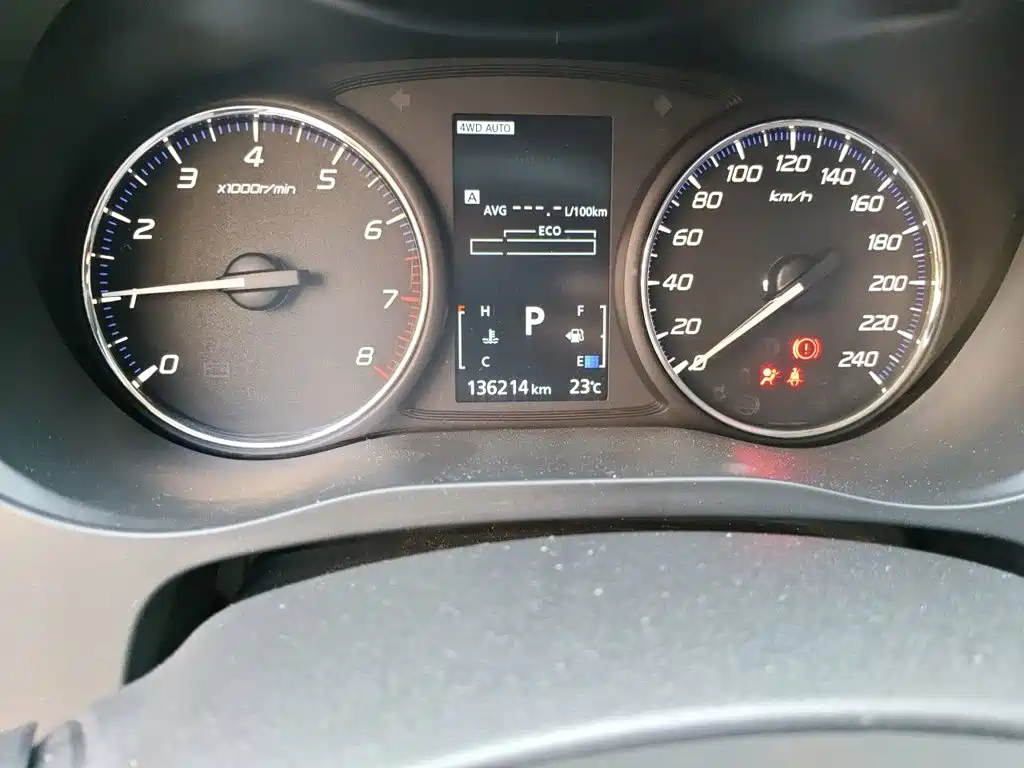 Mitsubishi Outlander — миниатюра 8
