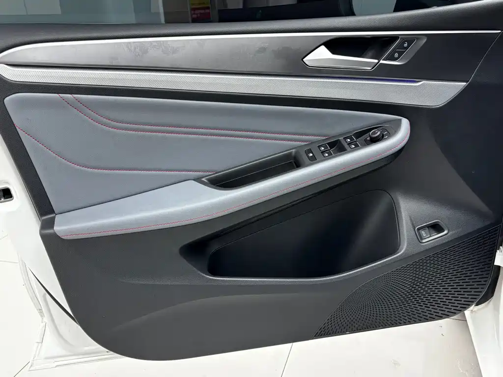 Volkswagen Lamando — миниатюра 7