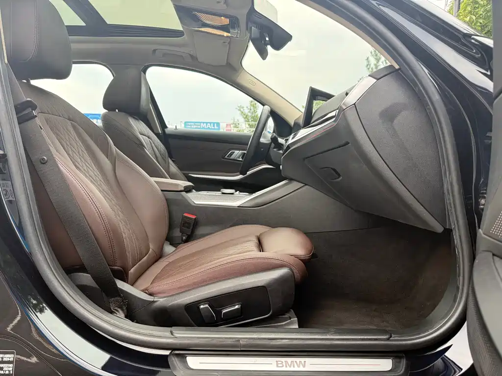 BMW i3 — миниатюра 12
