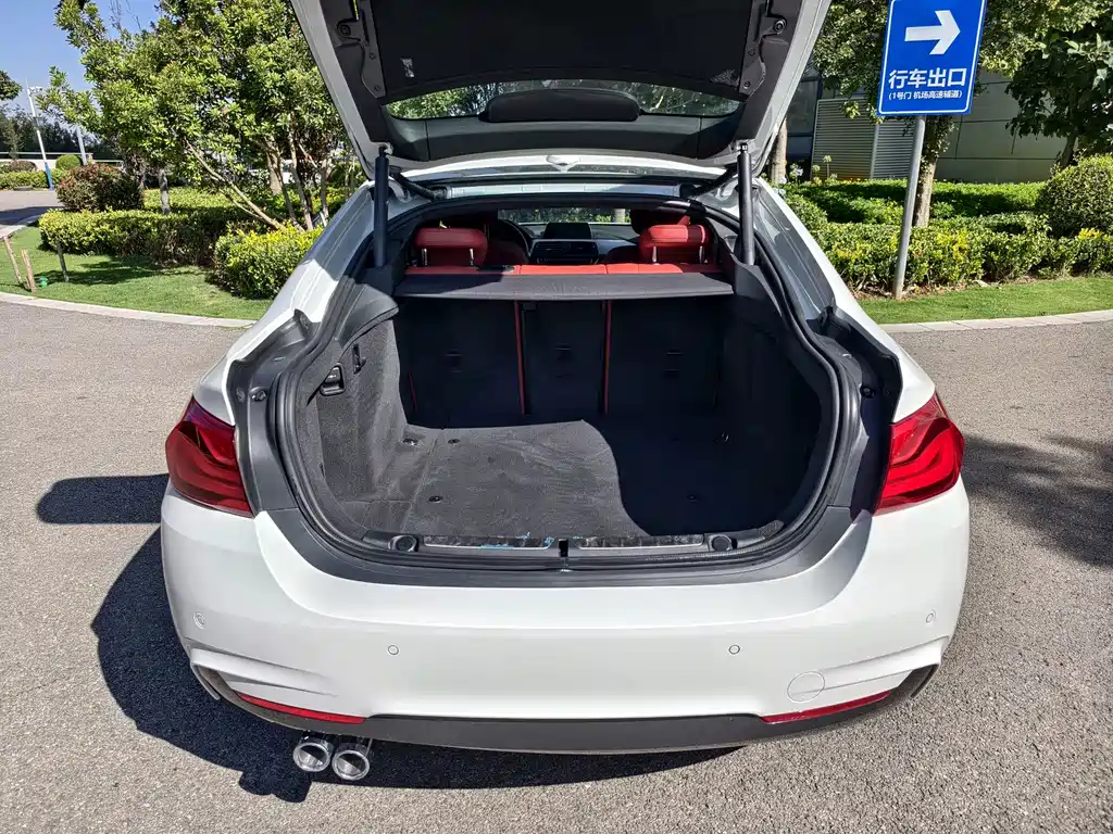 BMW 4 Series — миниатюра 21