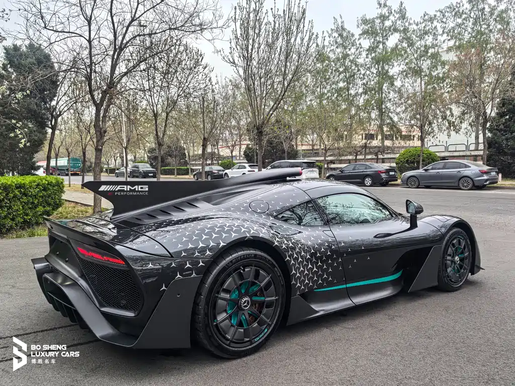 Mercedes-Benz AMG ONE 2023 1.6T AT