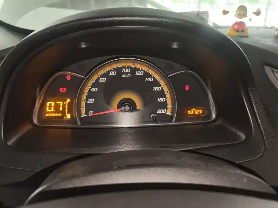 Chevrolet Sail — миниатюра 14