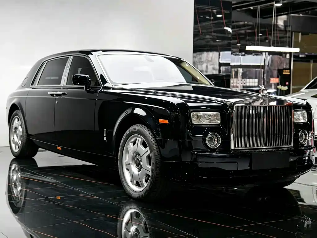 Rolls-Royce Phantom — миниатюра 7