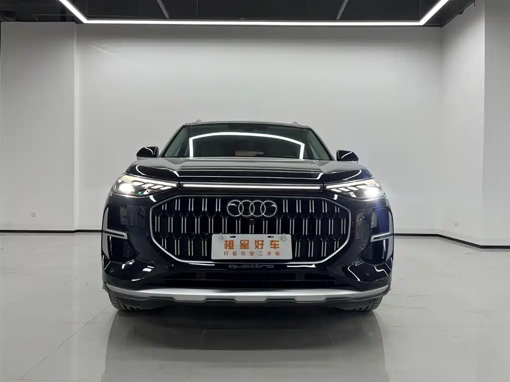 Audi Q6 2024 45 TFSI quattro 6 мест